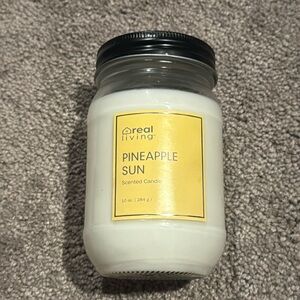 Real Living Pineapple Sun Scented Jar Candle 10 oz